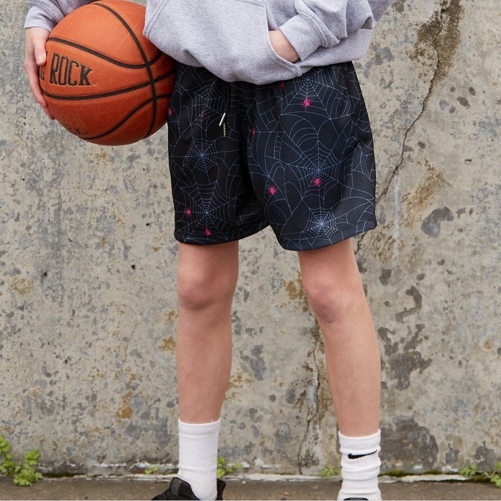 The DRIP SHOP Dark Web Shorts Boys XXL 16 2XL Spiderwebs Pink Spiders Basketball - Picture 9 of 9